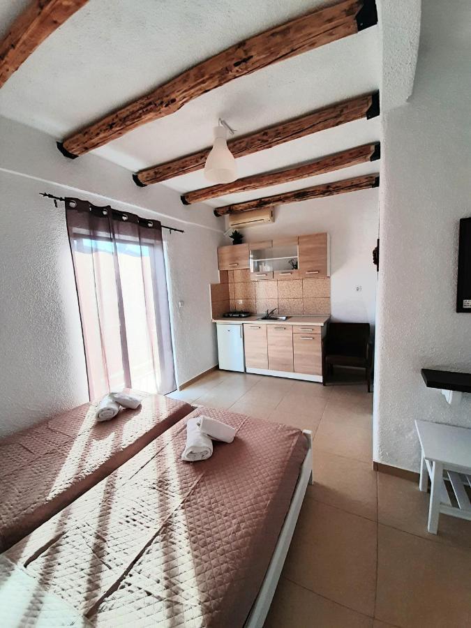 Apartment Mariza -studios Hanioti